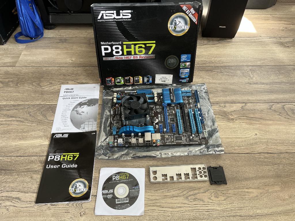 Intel i3-2120 processor, Asus P8H67 LGA1155 DDR3 moederbord, Computers en Software, Moederborden, Gebruikt, DDR3, Ophalen of Verzenden