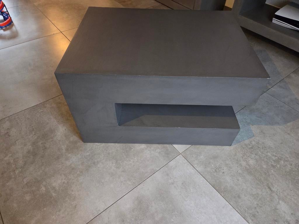 Betonlook salontafel, Ophalen