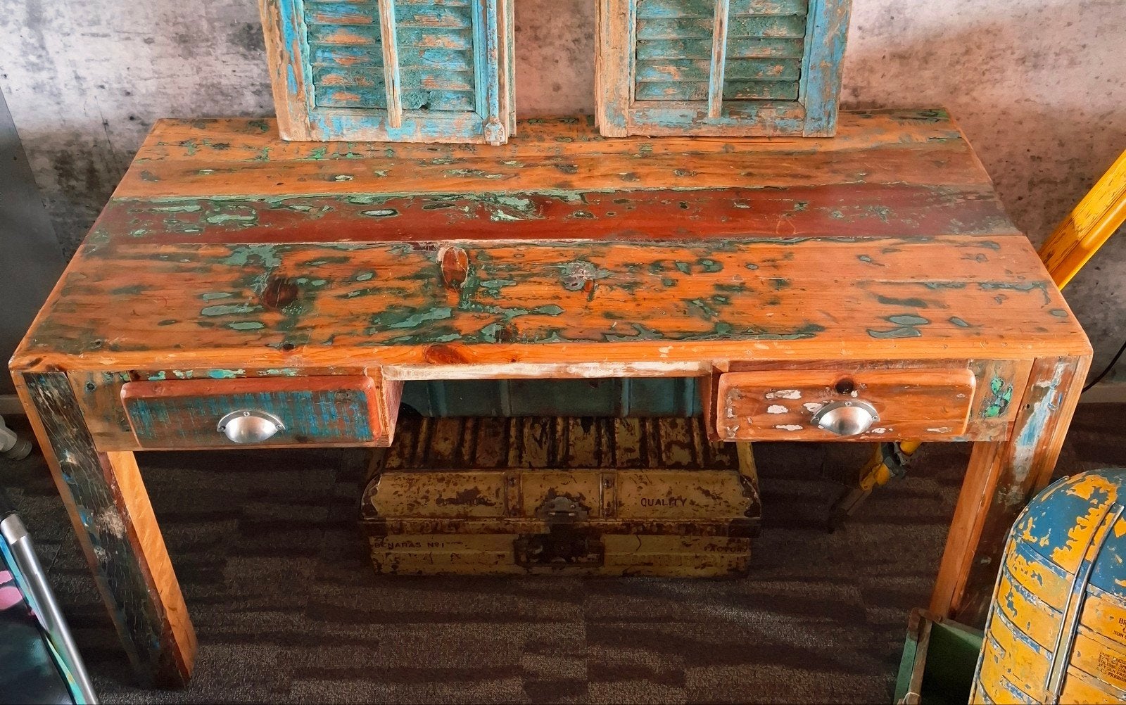 Sfeervol houten bureau met 2 lades, Ophalen, Gebruikt, Hout, Bruin