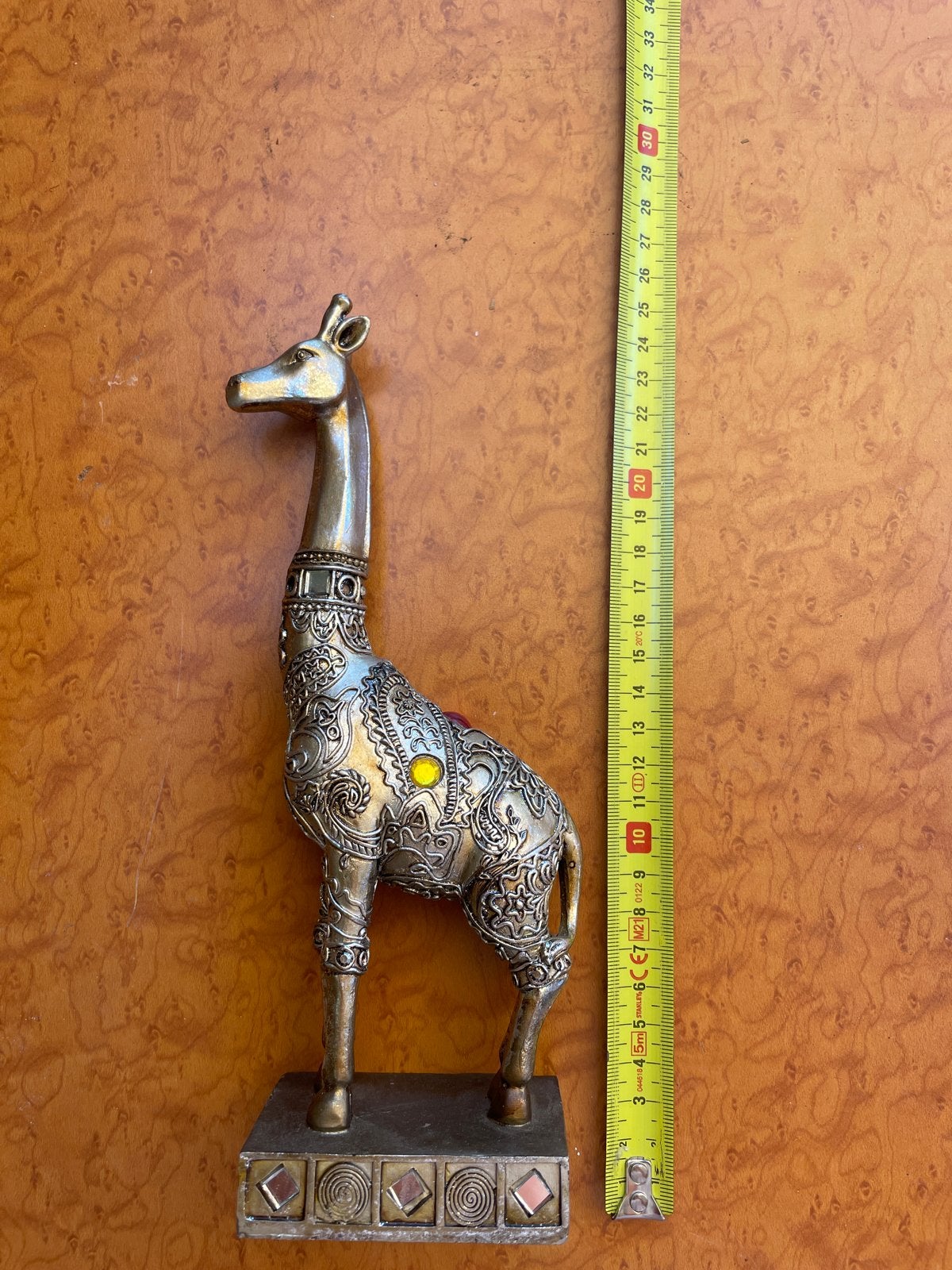 Decoratieve Giraffe Beeldje met Edelstenen, Verzamelen, Beelden en Beeldjes, Ophalen of Verzenden, Gebruikt, Dier
