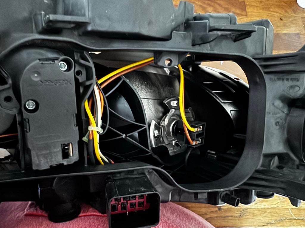 Linker koplamp VOLVO V70- nieuw 2011-2016, Ophalen of Verzenden, Nieuw, BMW