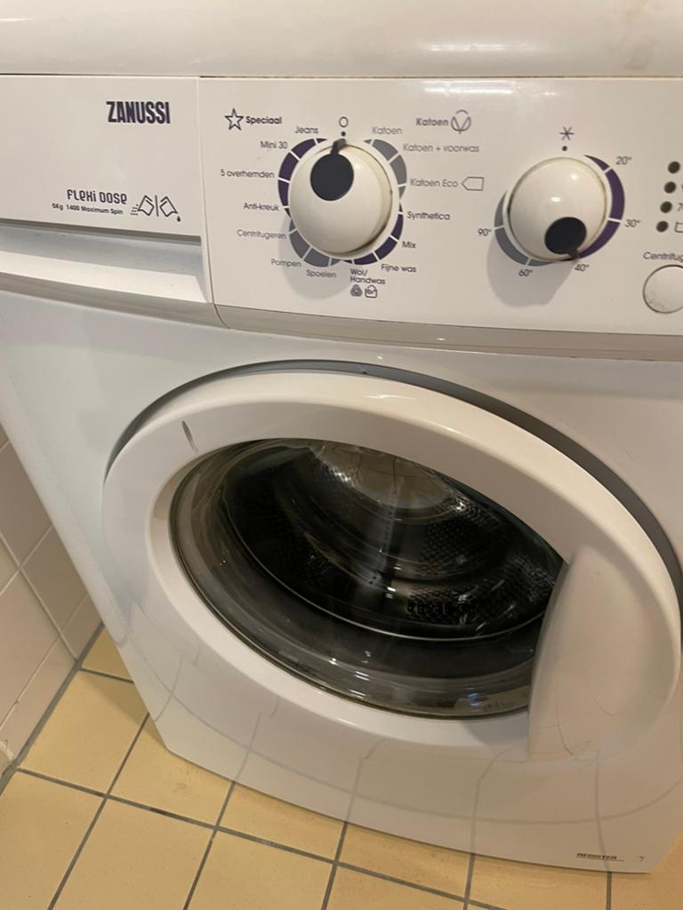 Zanussi wasmachine, Witgoed en Apparatuur, Wasmachines, Ophalen, Gebruikt, 1200 tot 1600 toeren, 85 tot 90 cm