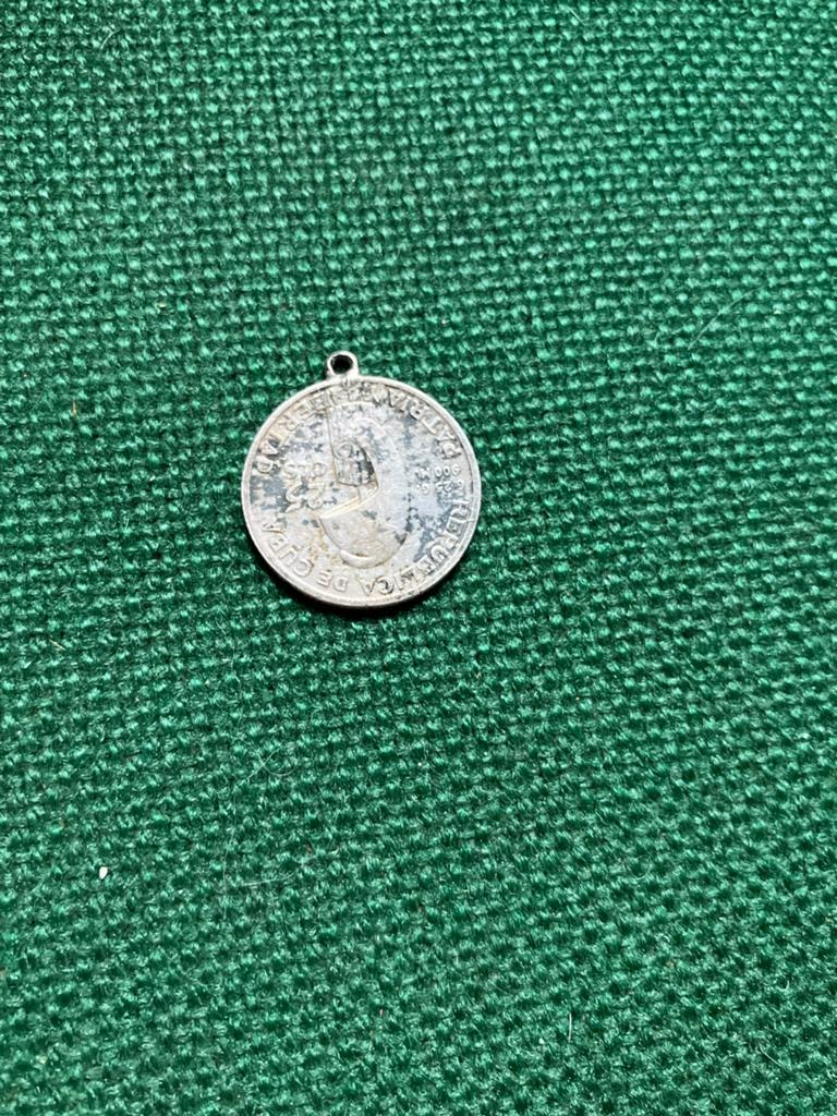 Diverse verzameling munten: 6 pence, 10 centavos, 50 pesetas, Ophalen of Verzenden, Losse munt