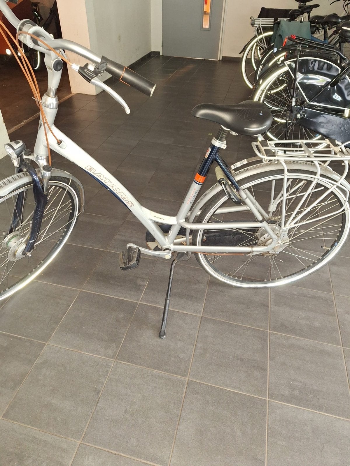 Batavus damesfiets - 8 versnellingen, 28 inch wielen, Fietsen en Brommers, Fietsen | Dames | Damesfietsen, Ophalen, Velgrem, Versnellingen