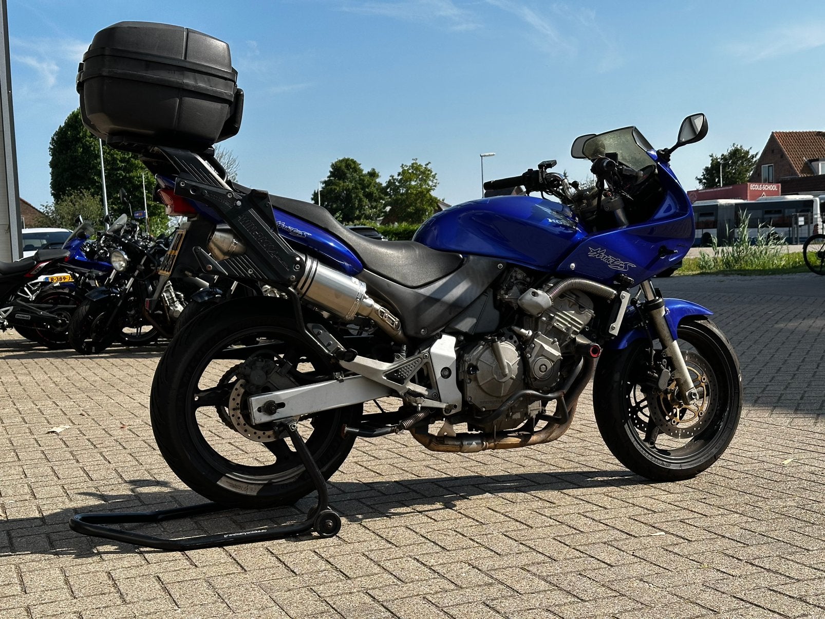Foto 4 van 2002 Honda CB600S CB 600 S CB600 CB600f. Alles erop en eraan
