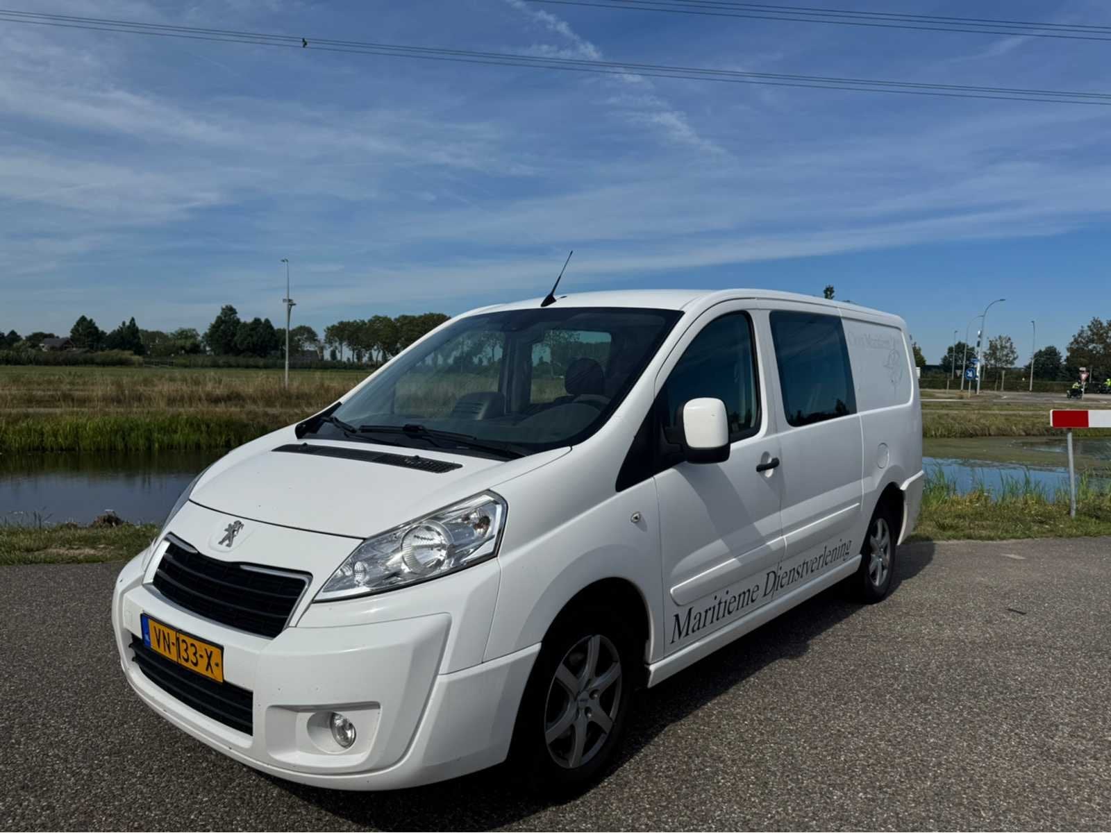 2015 Peugeot Expert 229 2.0 HDI L2H2 dubbel cabine Bedrijfsw, Auto's, Gebruikt, 4 cilinders, 1776 kg, Bedrijf