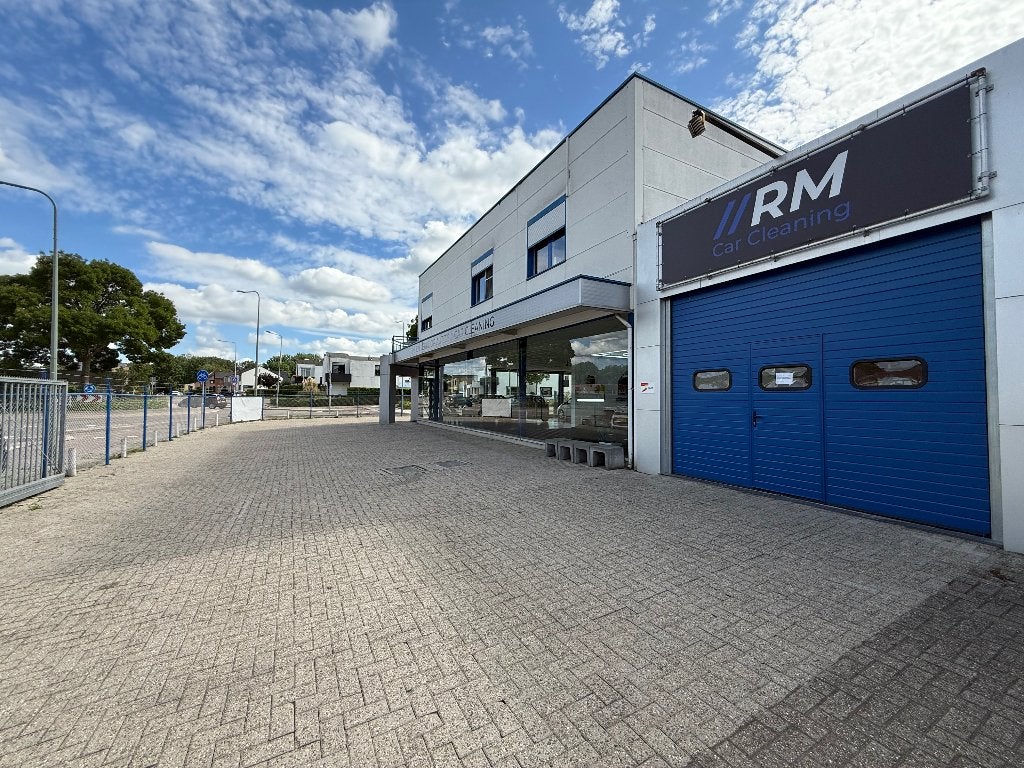 TE HUUR SHOWROOM / LUXE BEDRIJFSRUIMTE / PAND / LOODS, Zakelijke goederen, Bedrijfs Onroerend goed, 325 m², Huur, Bedrijfsruimte