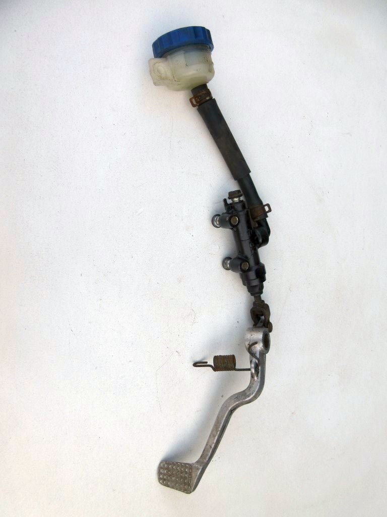 kawasaki GPX600 rempomp achter GPX 600 rem pomp Ninja ZX600C, Motoren, Ophalen of Verzenden, Gebruikt