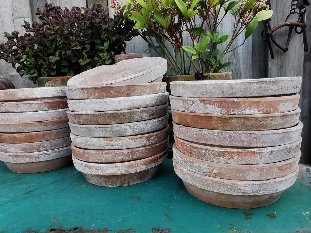 Terracotta schotels oude! 17,5/12,5, 2 soorten Miekje, Ophalen, Steen, ., Rond