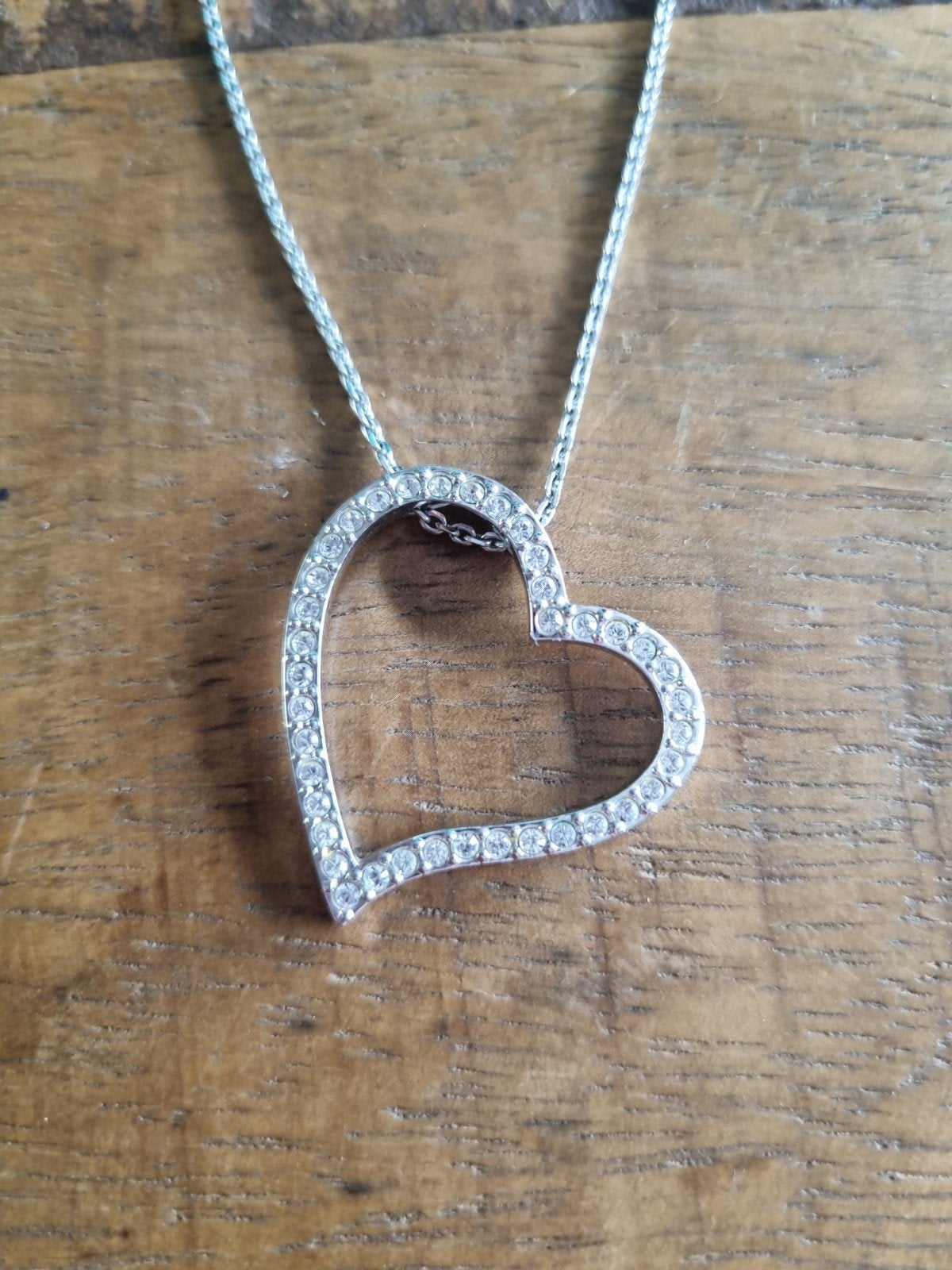 Swarovski "Love Pendant" Vintage Hartjes Ketting (661034), Sieraden, Tassen en Uiterlijk, Ophalen of Verzenden, Zo goed als nieuw