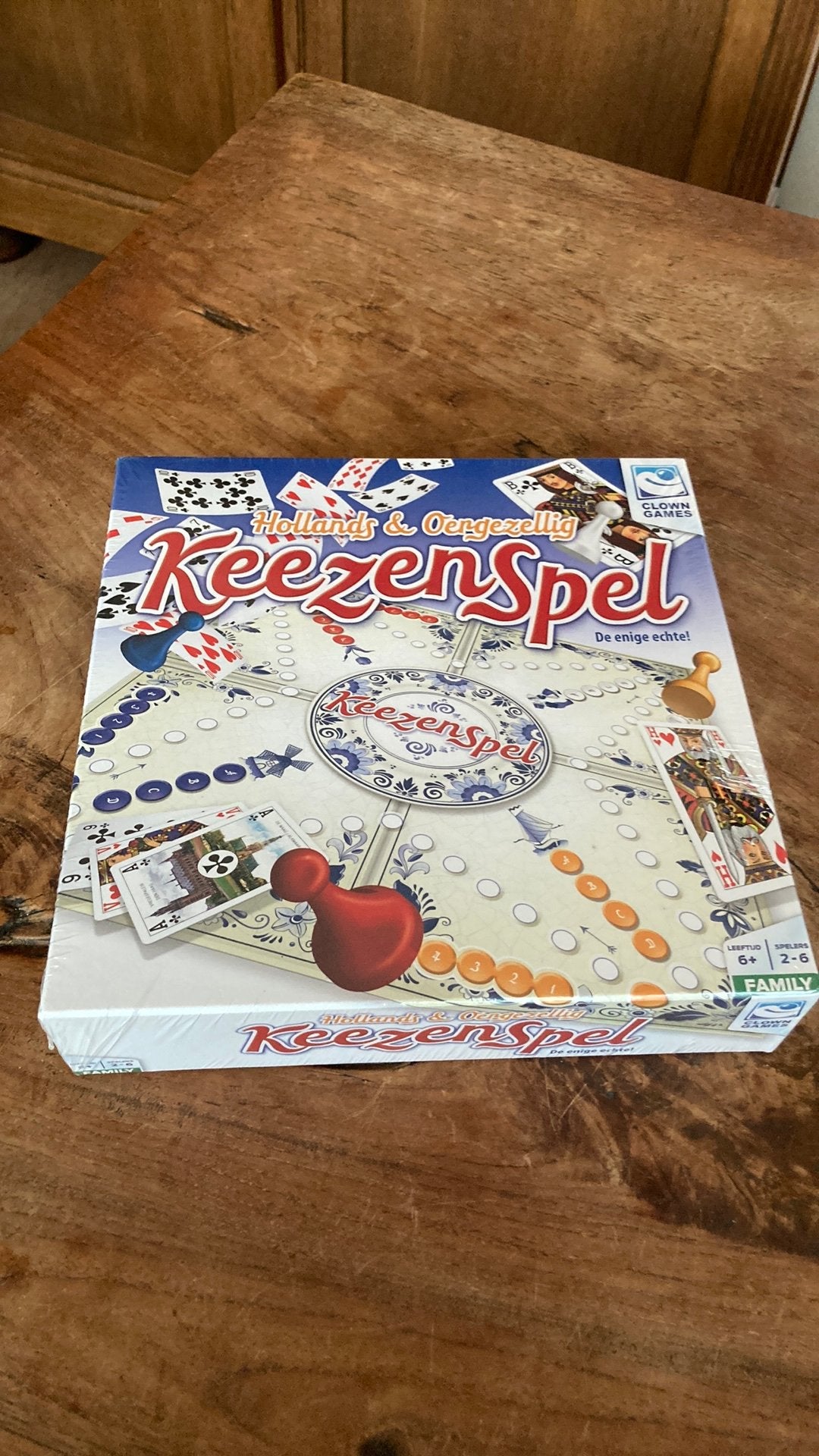 Nieuw in de verpakking het Keezenspel, Hobby en Vrije tijd, Gezelschapsspellen | Bordspellen, Ophalen of Verzenden, Zo goed als nieuw