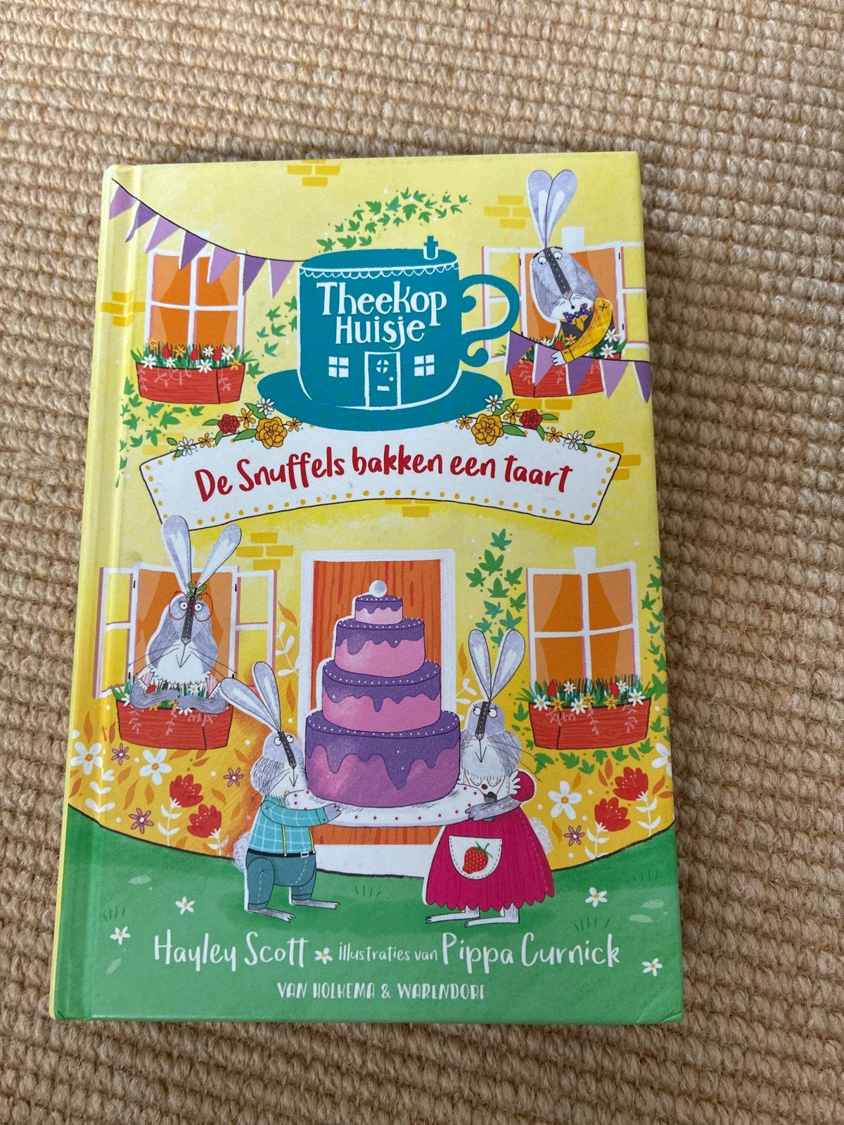 Theekop Huisje: De Snuffels bakken een taart, Jongen of Meisje, Ophalen of Verzenden, Zo goed als nieuw, Voorleesboek
