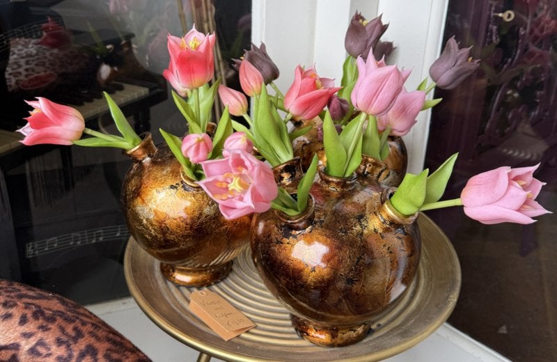 Tulpenvaas 18cm vaas incl levensechte tulpen paars roze VdlM, Ophalen of Verzenden, Nieuw, Goud