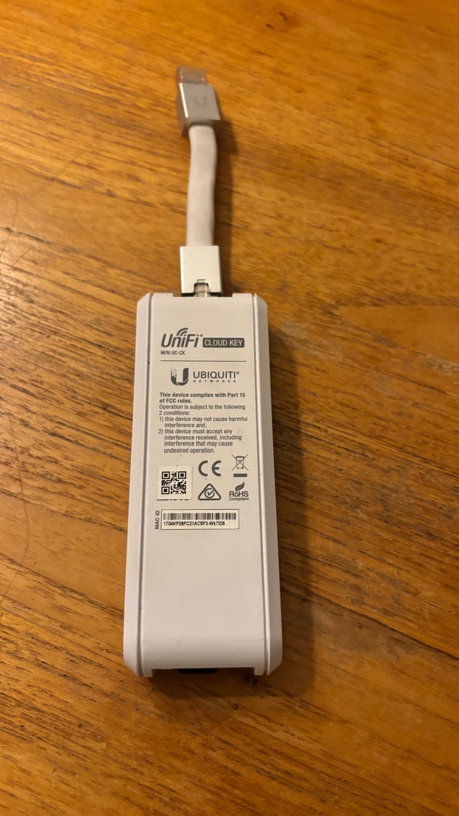 Ubiquiti UniFi Cloud Key met 2GB MicroSD, Ophalen of Verzenden, Zo goed als nieuw, Router