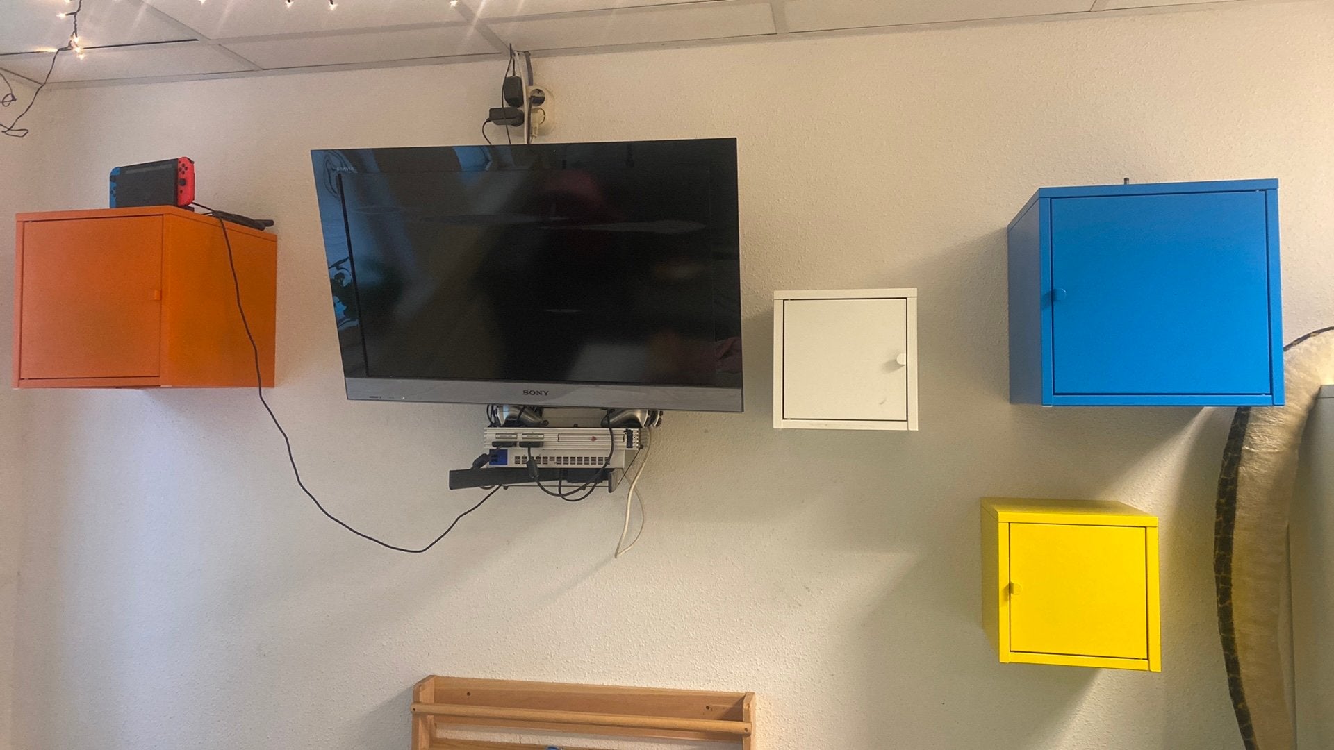 4 metalen kasjes ikea, Ophalen, Zo goed als nieuw