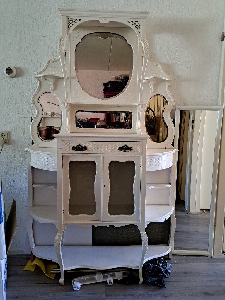 antiek wit kastje met facetglas, Ophalen