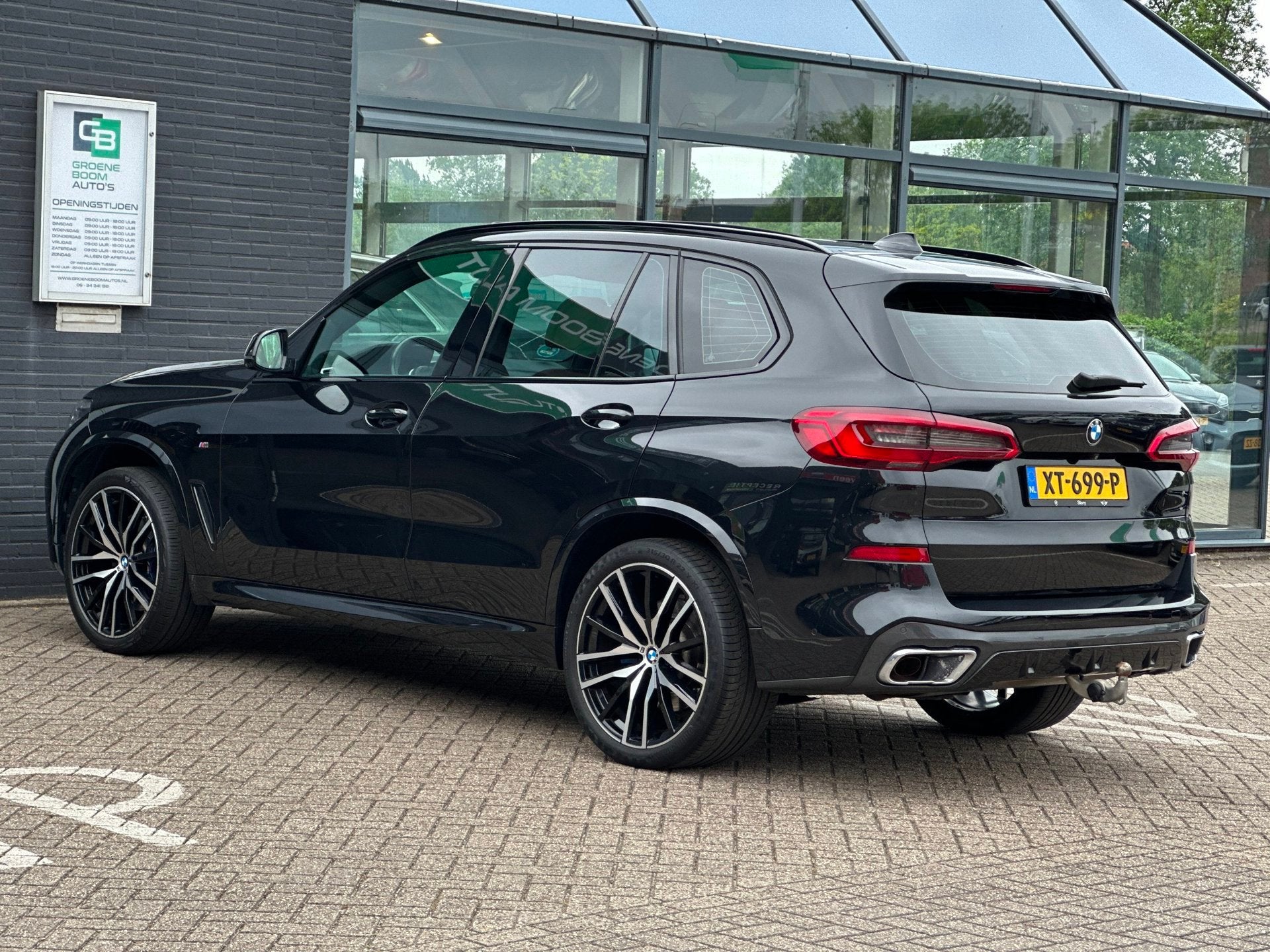 BMW X5 XDrive40i High Executive/PANO/CAMERA/M-PAKKET/NL-AUTO, Auto's, Automaat, Gebruikt, Bedrijf, Vierwielaandrijving