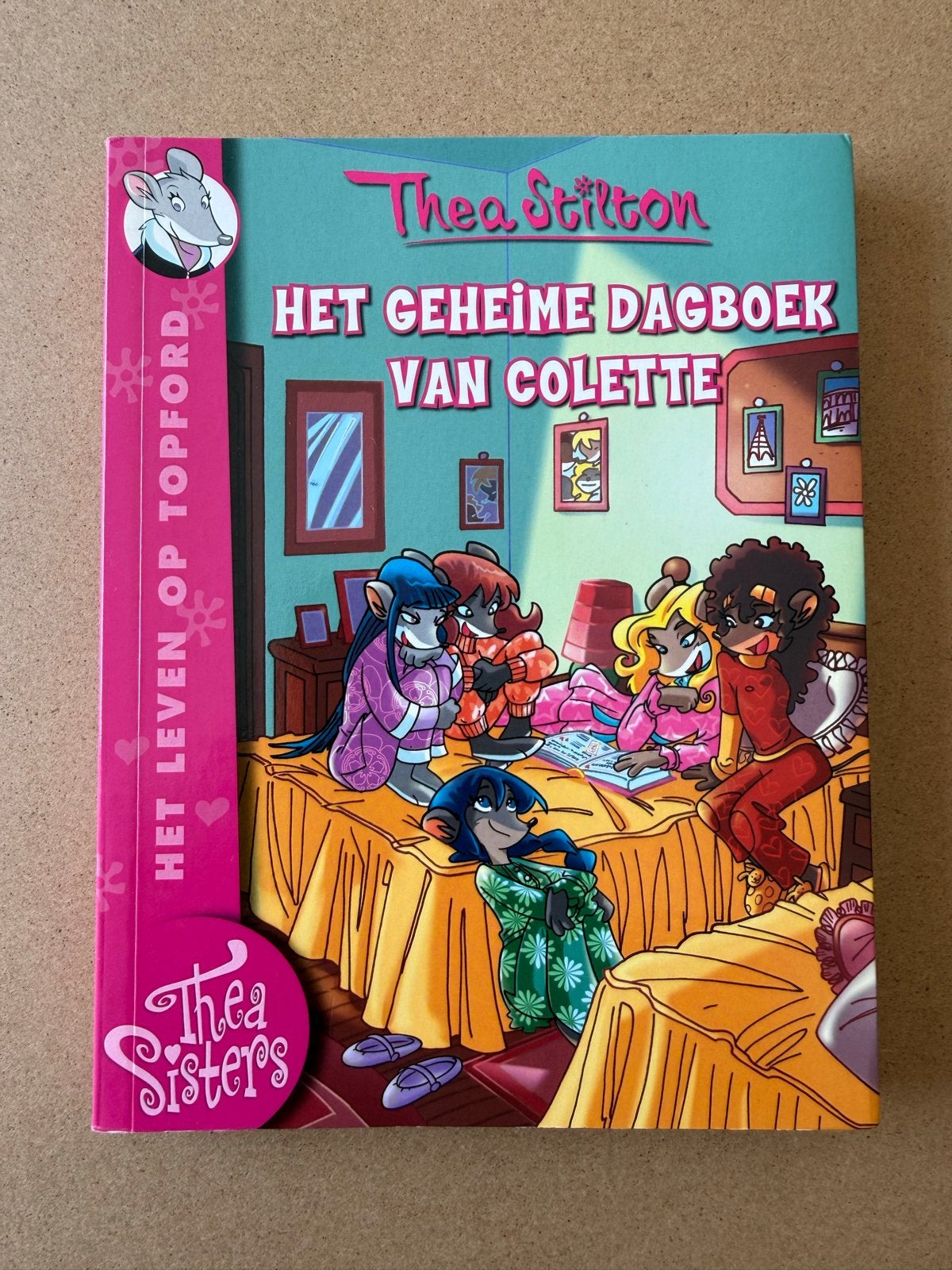 Thea Stilton - Het geheime dagboek van Colette, Thea Stilton, Fictie algemeen, Ophalen of Verzenden, Zo goed als nieuw