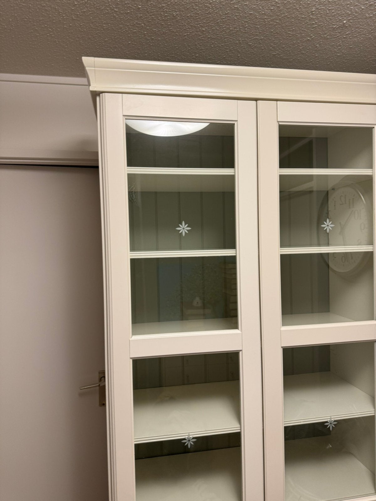 Ikea Liatorp vitrine kast, Ophalen, Met plank(en), Gebruikt, 50 tot 100 cm