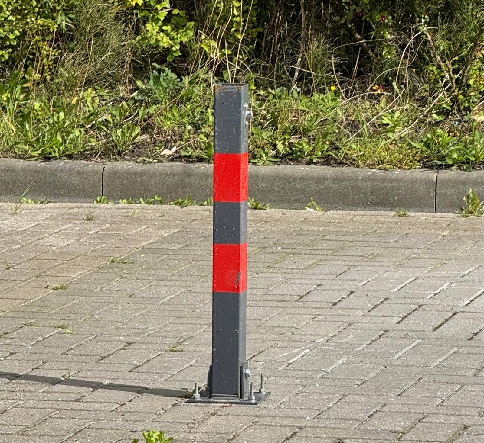 Parkeerplaats paaltje met sleutel, Ophalen of Verzenden, Gebruikt