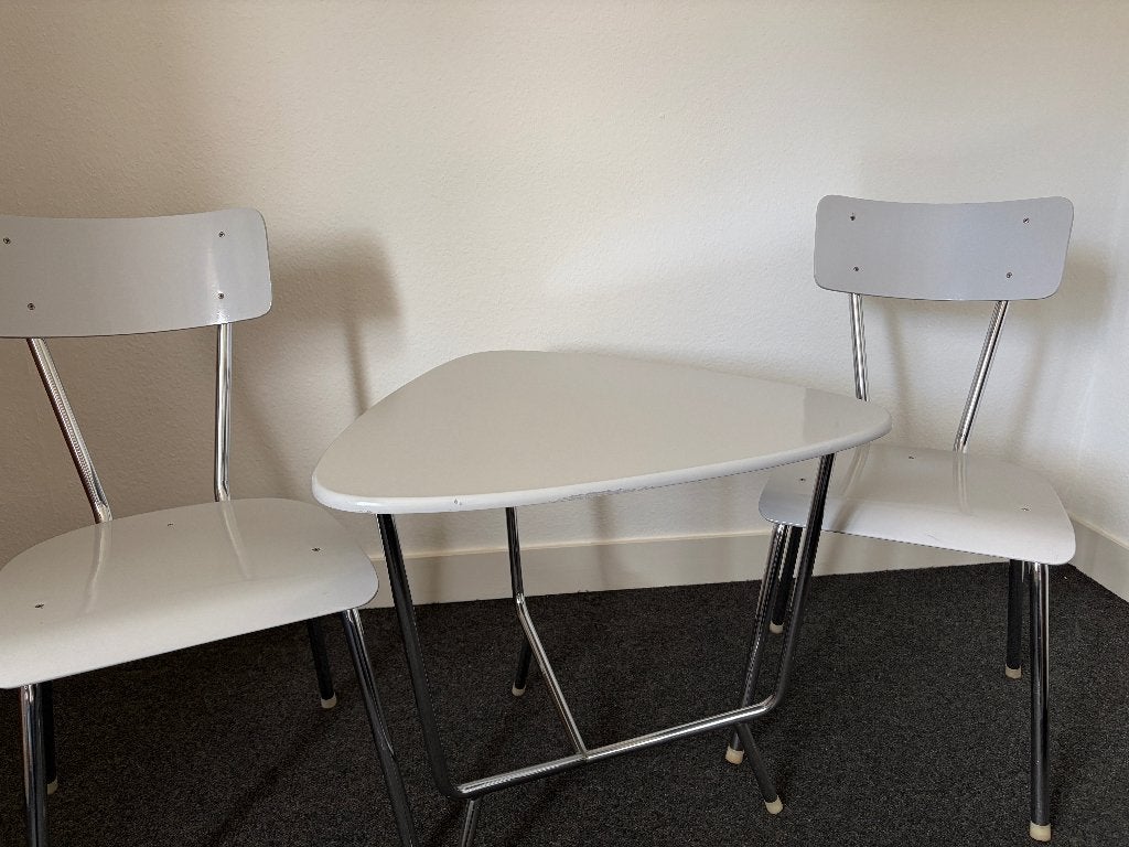 Te koopVintage kamer bijzet tafel + 2 stoelen+ nachtkastje, Gebruikt, Metaal of Aluminium, 65 cm of meer, 55 tot 70 cm