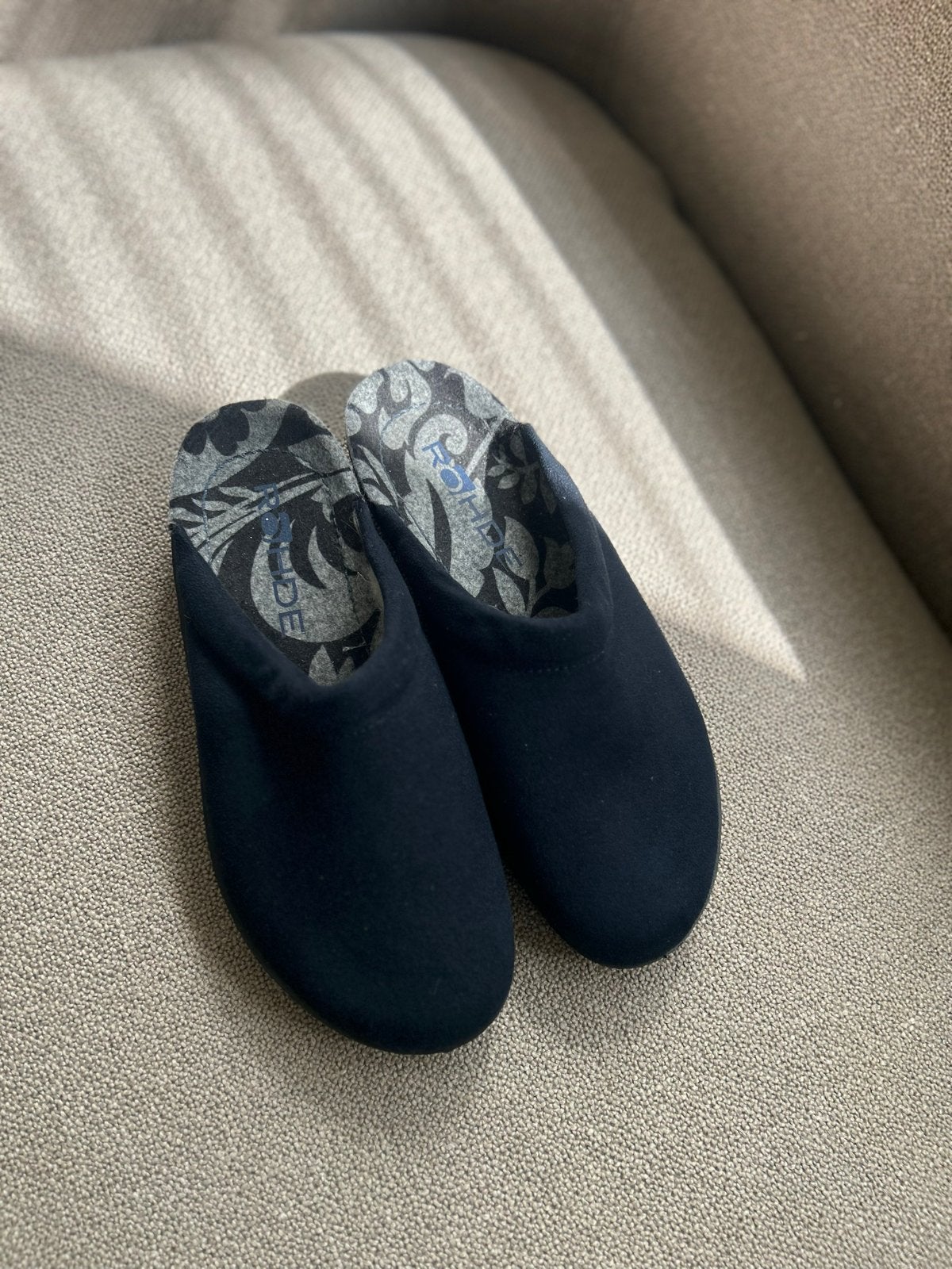 Rohde pantoffels, maat 39, zo goed als nieuw, Ophalen of Verzenden, Zo goed als nieuw, Blauw, Pantoffels of Sloffen