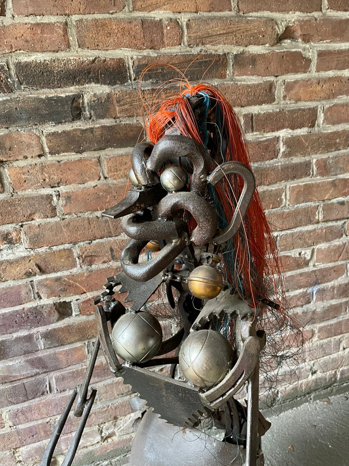 Beeld van ijzer met winkelwagen. / scrap-art / steam punk., Ophalen, Brutalistisch, Handgemaakt, Beeld