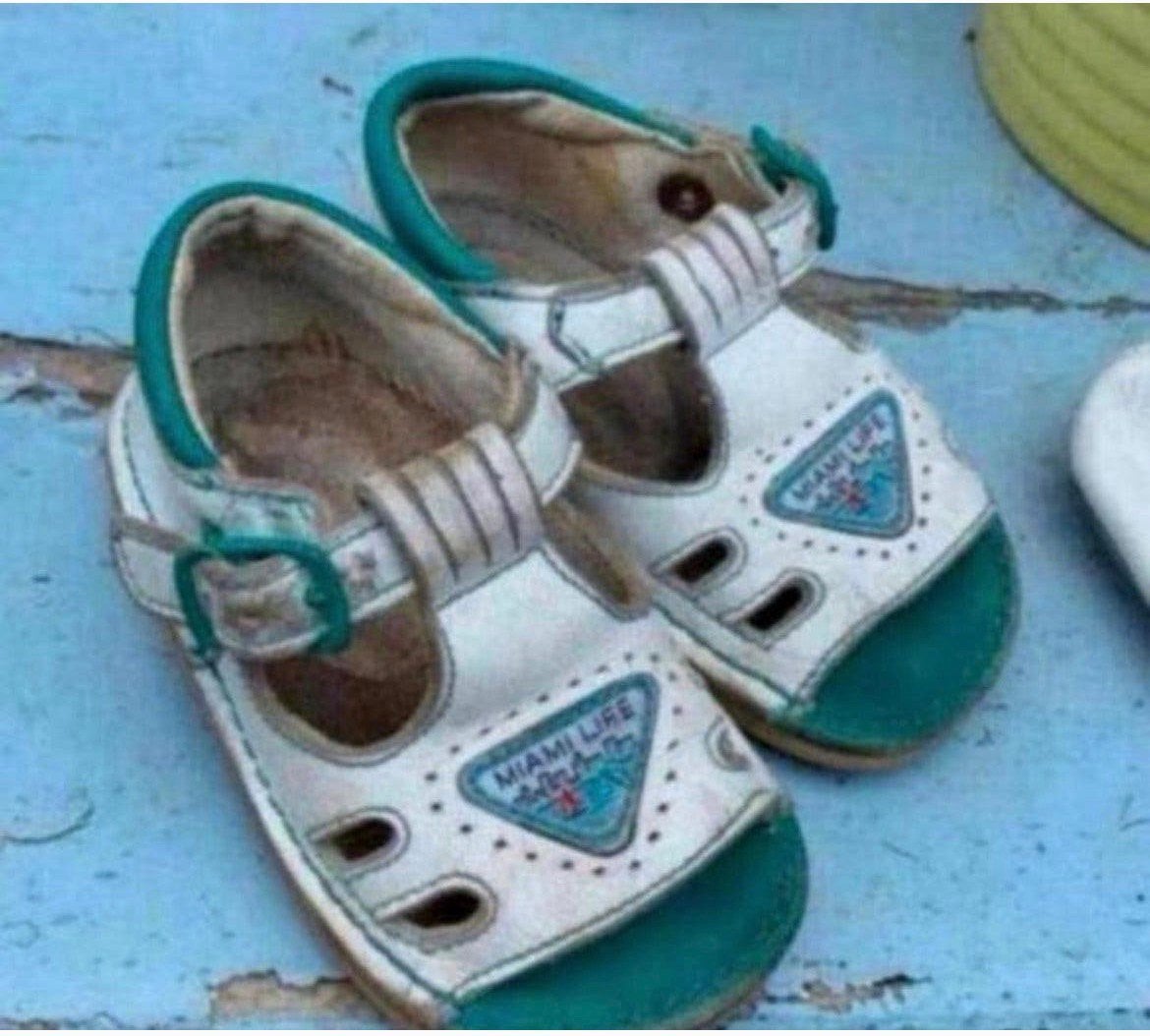 Retro Kinderschoenen/ Kinder Schoenen . 4 paar, Ophalen of Verzenden, Gebruikt