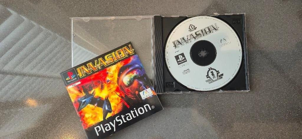 PlayStation 1 Invasion + doos/handleiding, Avontuur en Actie, Gebruikt, 1 speler, Ophalen of Verzenden
