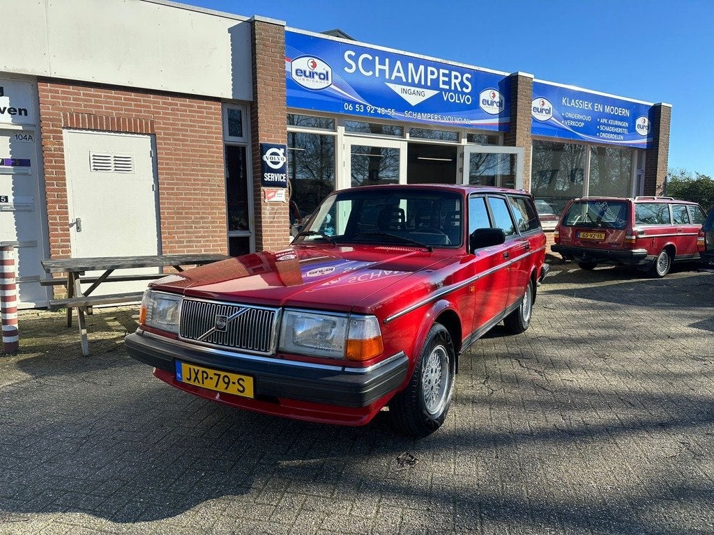 Volvo 240 2.3 GL, Auto's, Automaat, Gebruikt, 4 cilinders, 700 kg