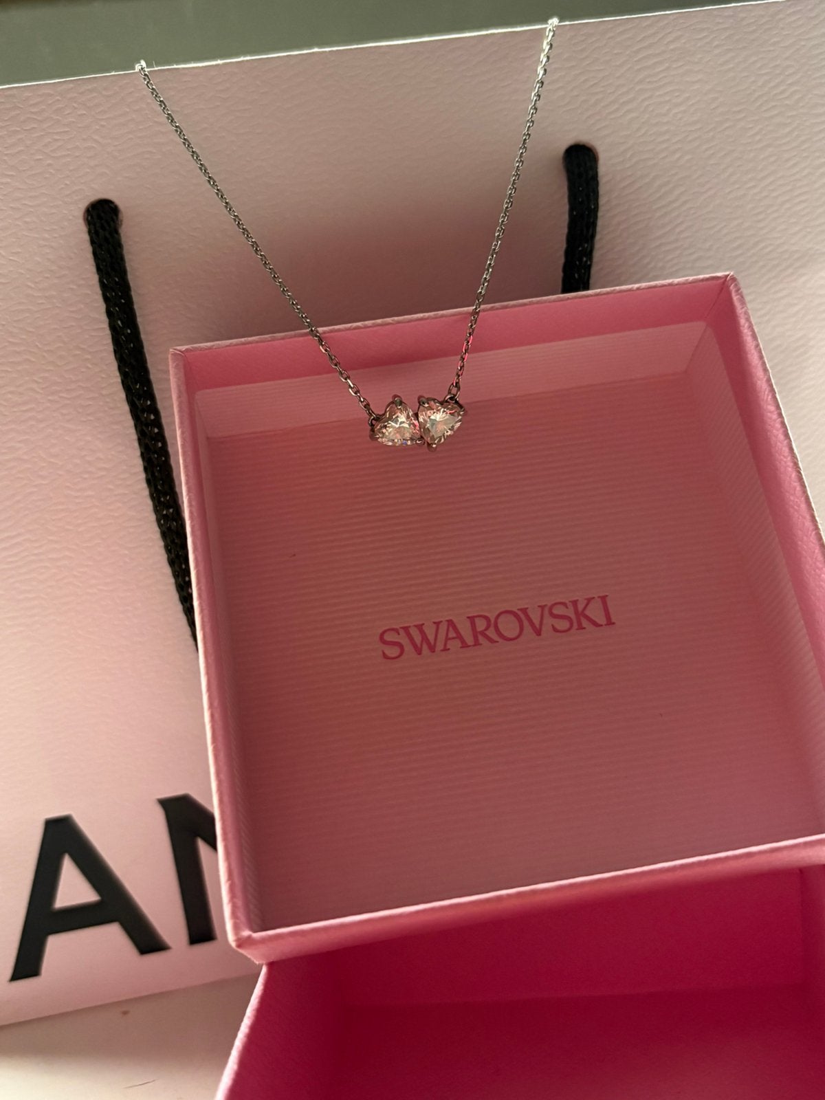 Elegante Swarovski hartjes ketting, Ophalen of Verzenden, Zo goed als nieuw, Zilver