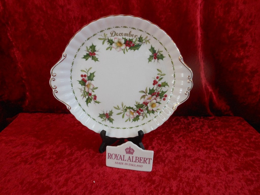 Royal Albert Flowers of the Month taart/gebakbord, Ophalen of Verzenden, Zo goed als nieuw, Porselein, Bord of Schaal