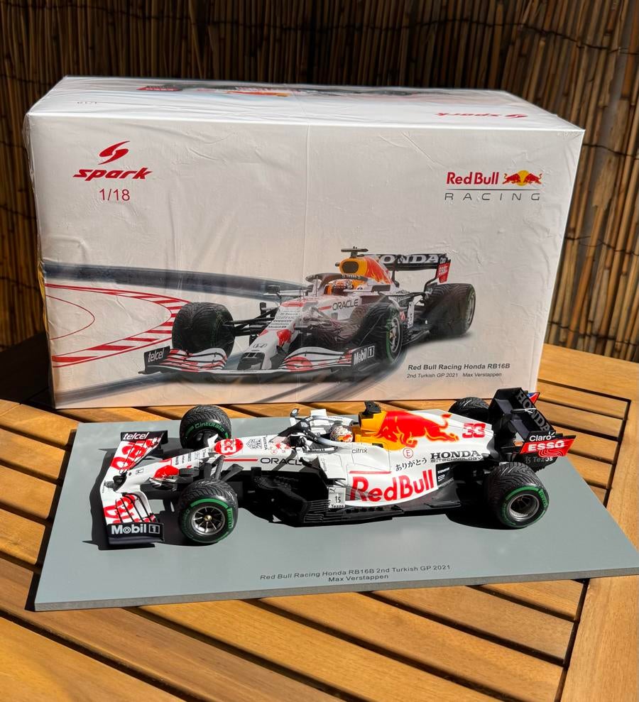 Spark 1:18 Red Bull RB16B Max Verstappen Turkije GP 2021, Ophalen of Verzenden, Nieuw, Formule 1