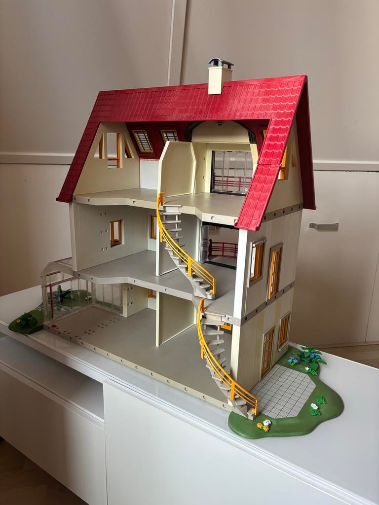 Playmobil Villa met 2 uitbreidingen, Kinderen en Baby's, Speelgoed | Playmobil, Ophalen, Gebruikt