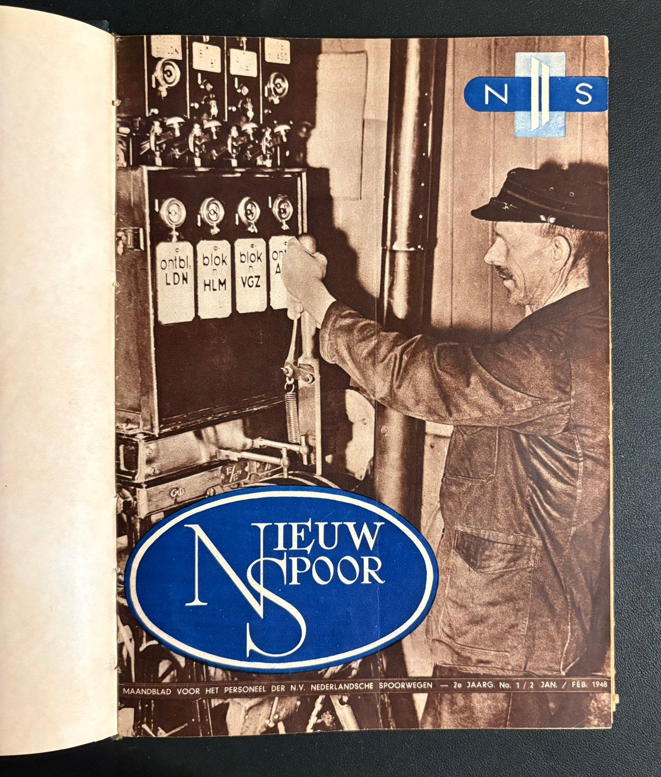 Nieuw Spoor (1948), Ophalen of Verzenden, Zo goed als nieuw, Trein, Boek of Tijdschrift