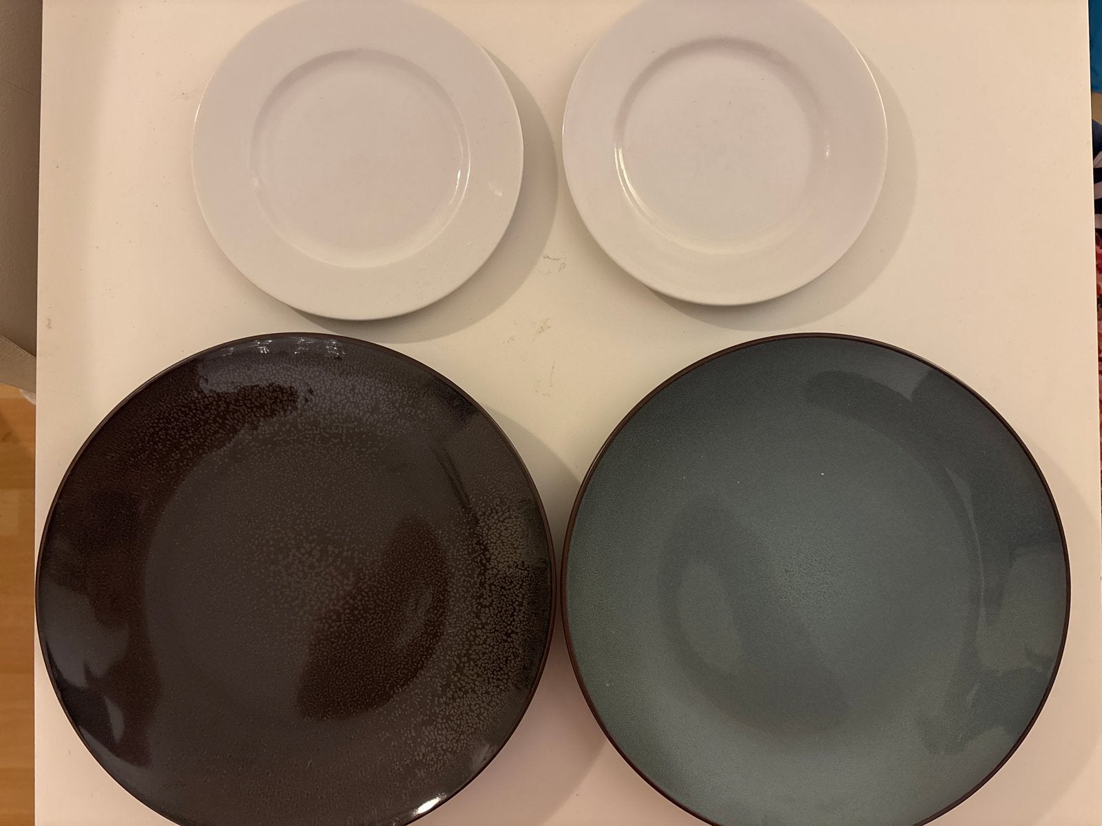 2 dinerborden en 2 gebaksbordjes, Ophalen, Gebruikt, Keramiek, Bord(en)