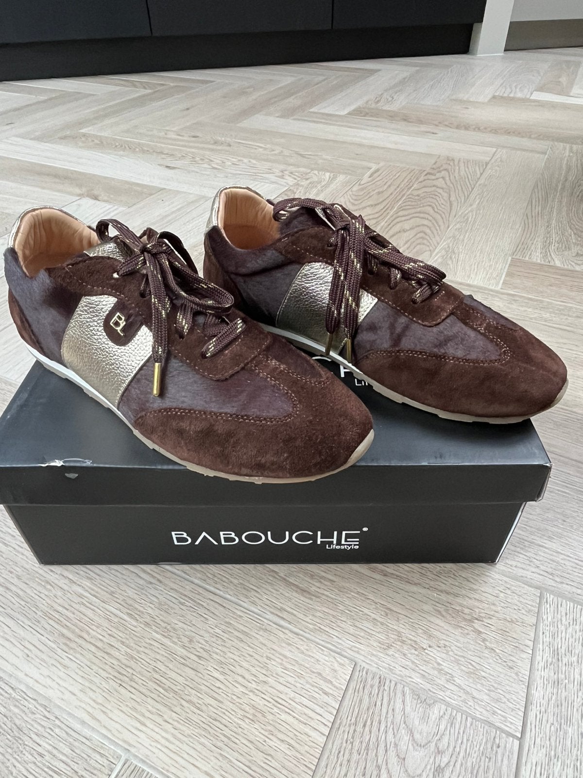 Babouche sneakerJava 212/ bruin,goud/maat 41, Kleding | Heren, Bruin, Ophalen of Verzenden, Sneakers of Gympen, Zo goed als nieuw