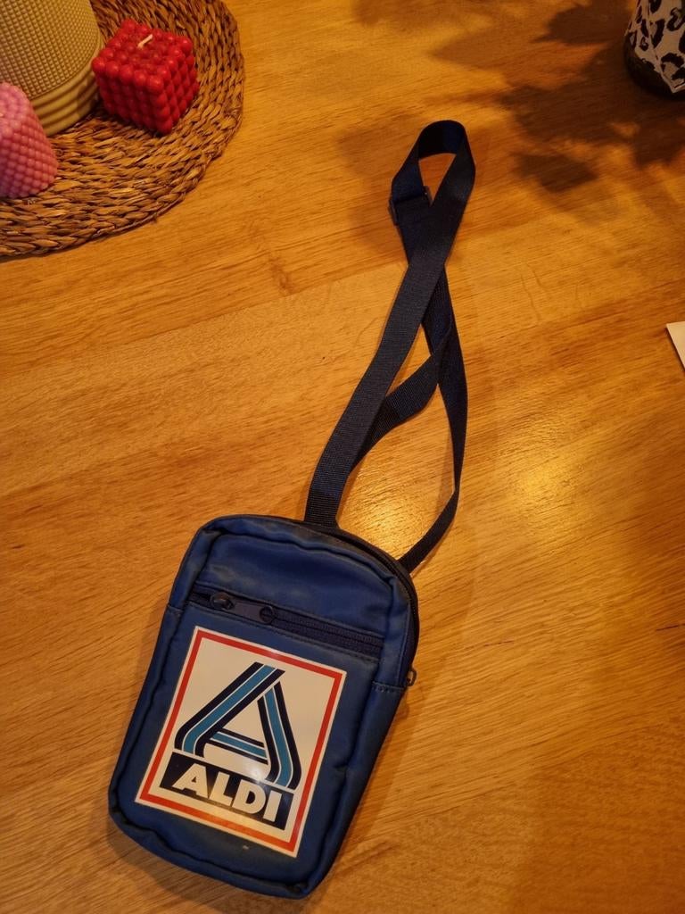 Aldi schoudertasje - Compact en handig, Ophalen, Gebruikt, Blauw, Overige merken