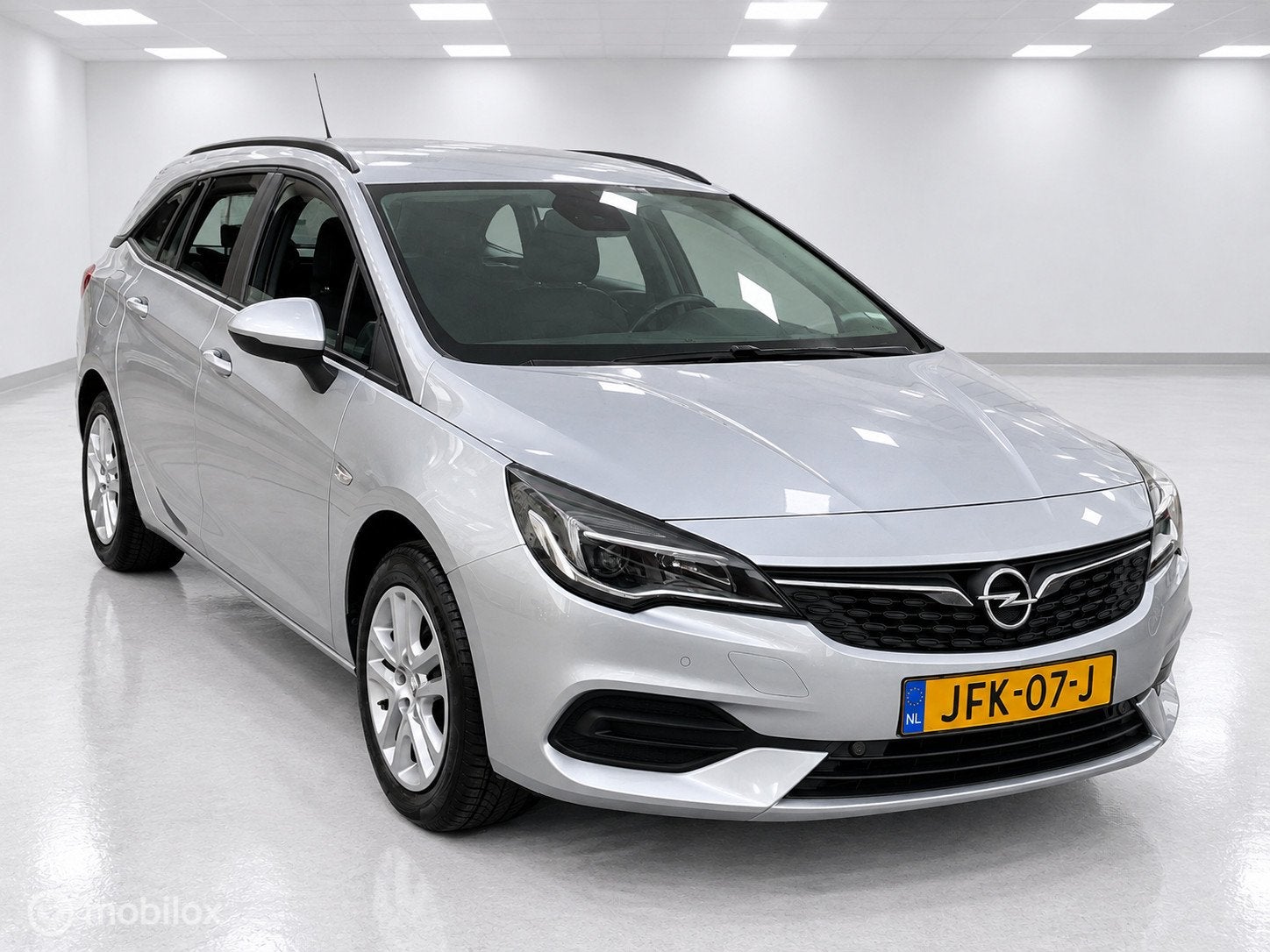 Opel Astra Sports Tourer 1.2 Business Edition, Voorwielaandrijving, Stof, Gebruikt, 1199 cc