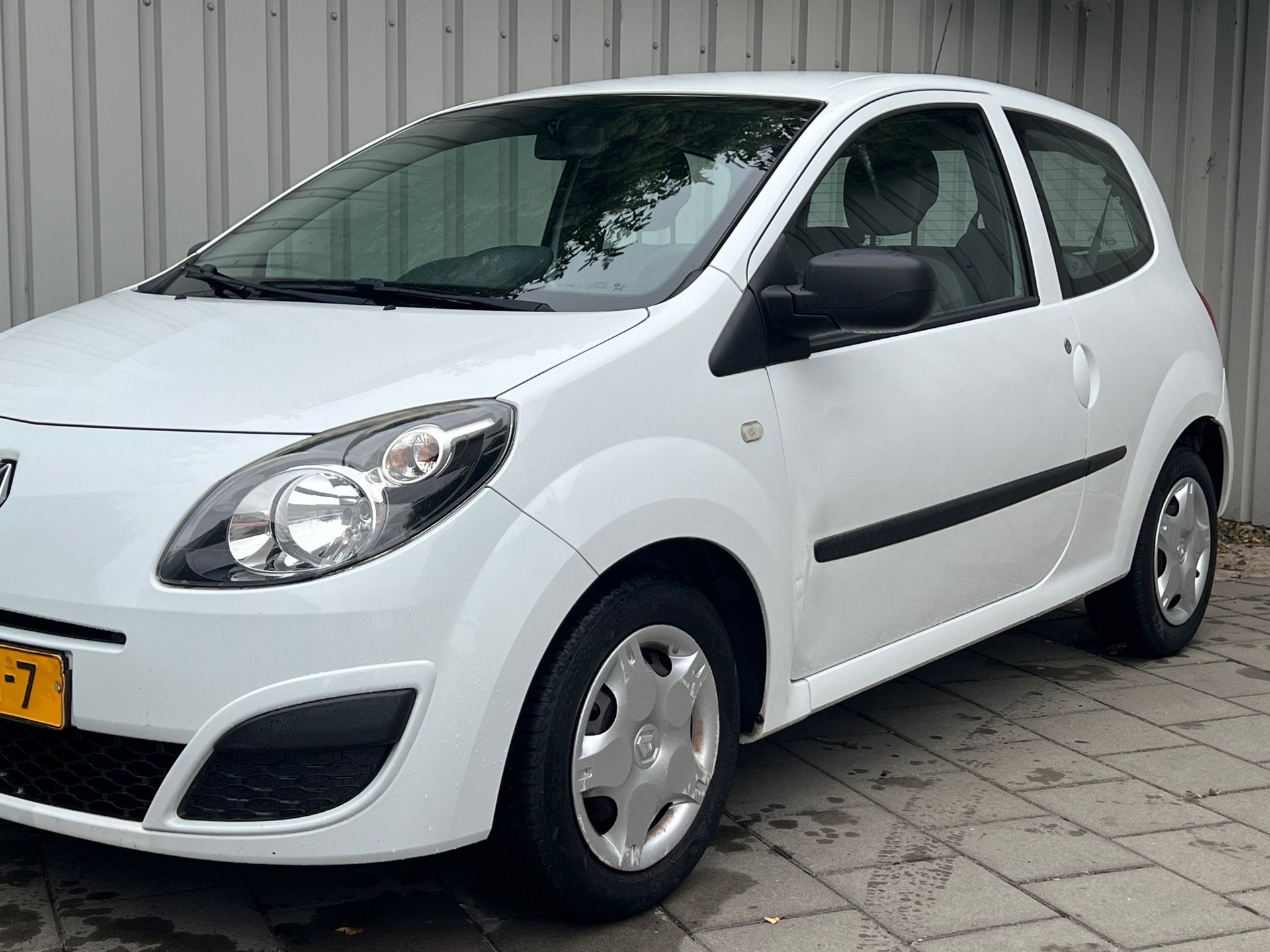 Renault Twingo 1.2-16V Authentique|121000KM|, Auto's, Gebruikt, Zwart, 4 cilinders, 4 stoelen