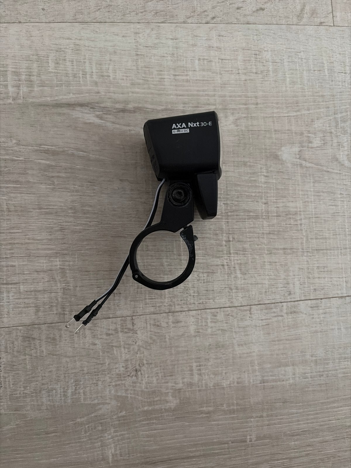 AXA NXT 30-E E-bike Koplamp - Stuurbevestiging, Ophalen, Gebruikt, Overig, Voorlicht