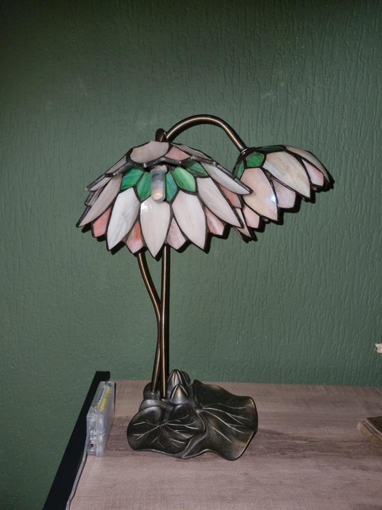 Tiffany style lamp lely, Ophalen of Verzenden, Zo goed als nieuw, Minder dan 50 cm