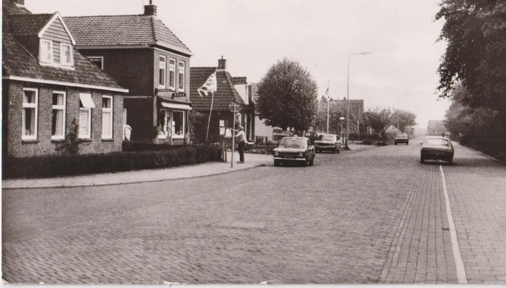 Boijl met de Postbank en auto's , Simca 1307, Ford Escort, Verzamelen, Ophalen of Verzenden, 1960 tot 1980, Ongelopen, Friesland