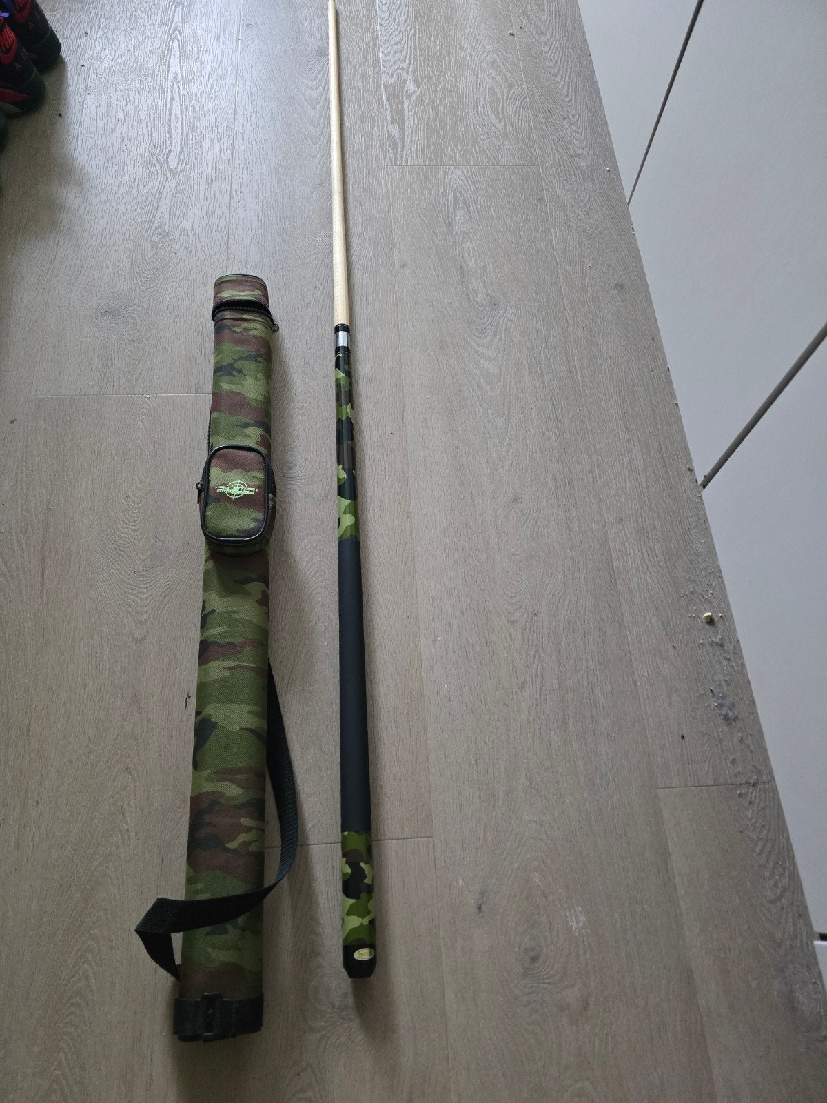 Shooter Army Pool Keu in Tube - Nr. 1, Ophalen, Zo goed als nieuw, Keu of Ballen