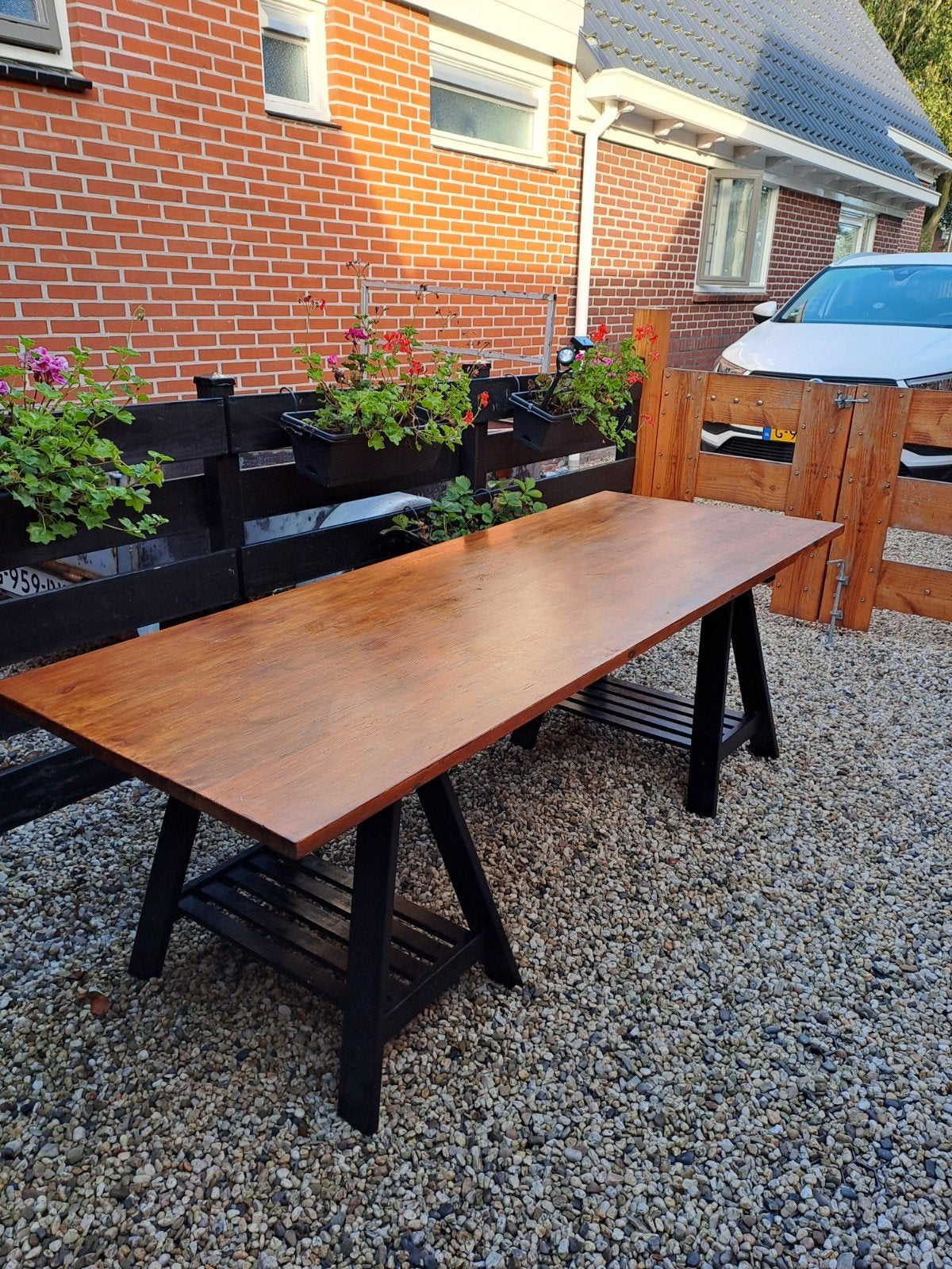 * leuk houten tafel/ bureau *, Ophalen, Gebruikt