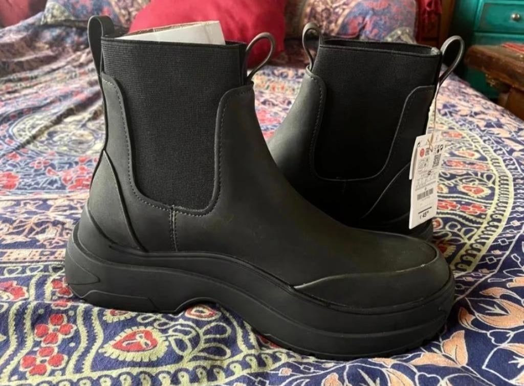 Gave splinternieuwe Chelsea plateau laarzen 39 nu 39,99€, Kleding | Dames, Schoenen, Zwart, Lage of Enkellaarzen, Nieuw, Ophalen of Verzenden