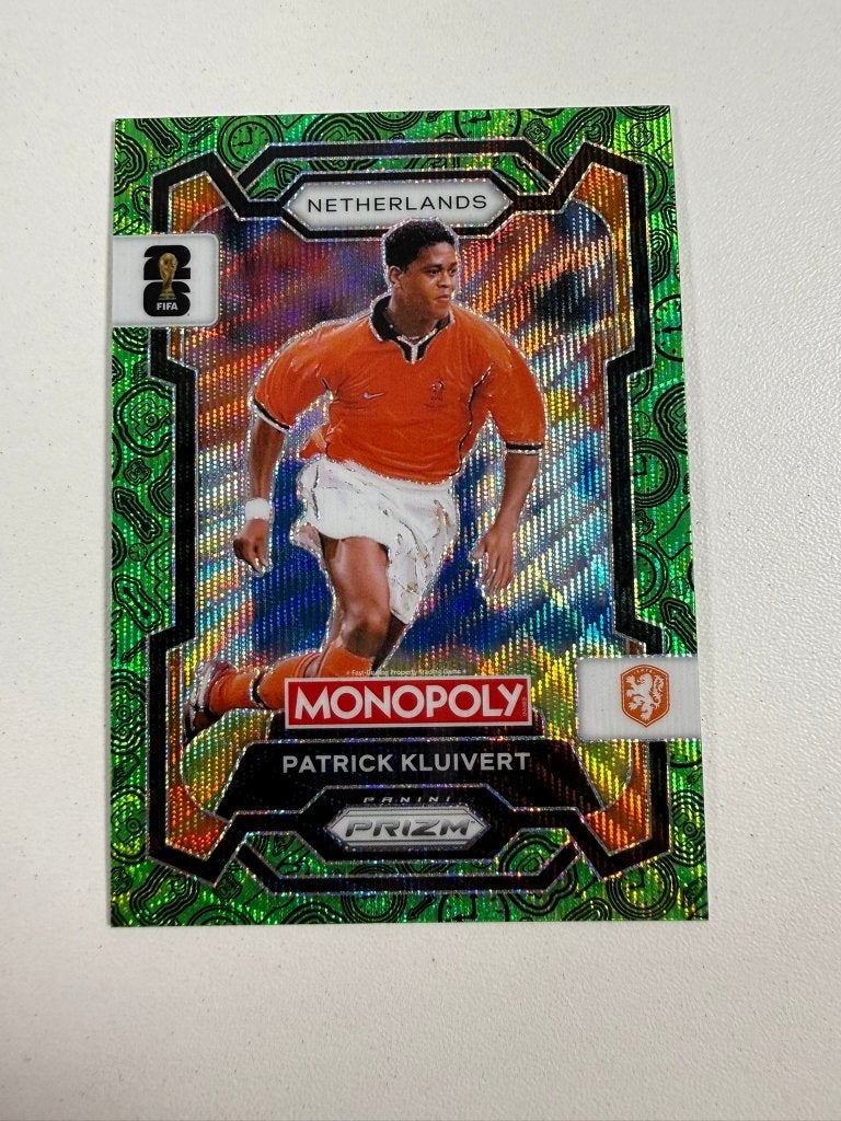 72 Patrick Kluivert Green Prizm Monopoly World Cup 2026, Ophalen of Verzenden, Nieuw, Buitenlandse clubs, Poster, Plaatje of Sticker
