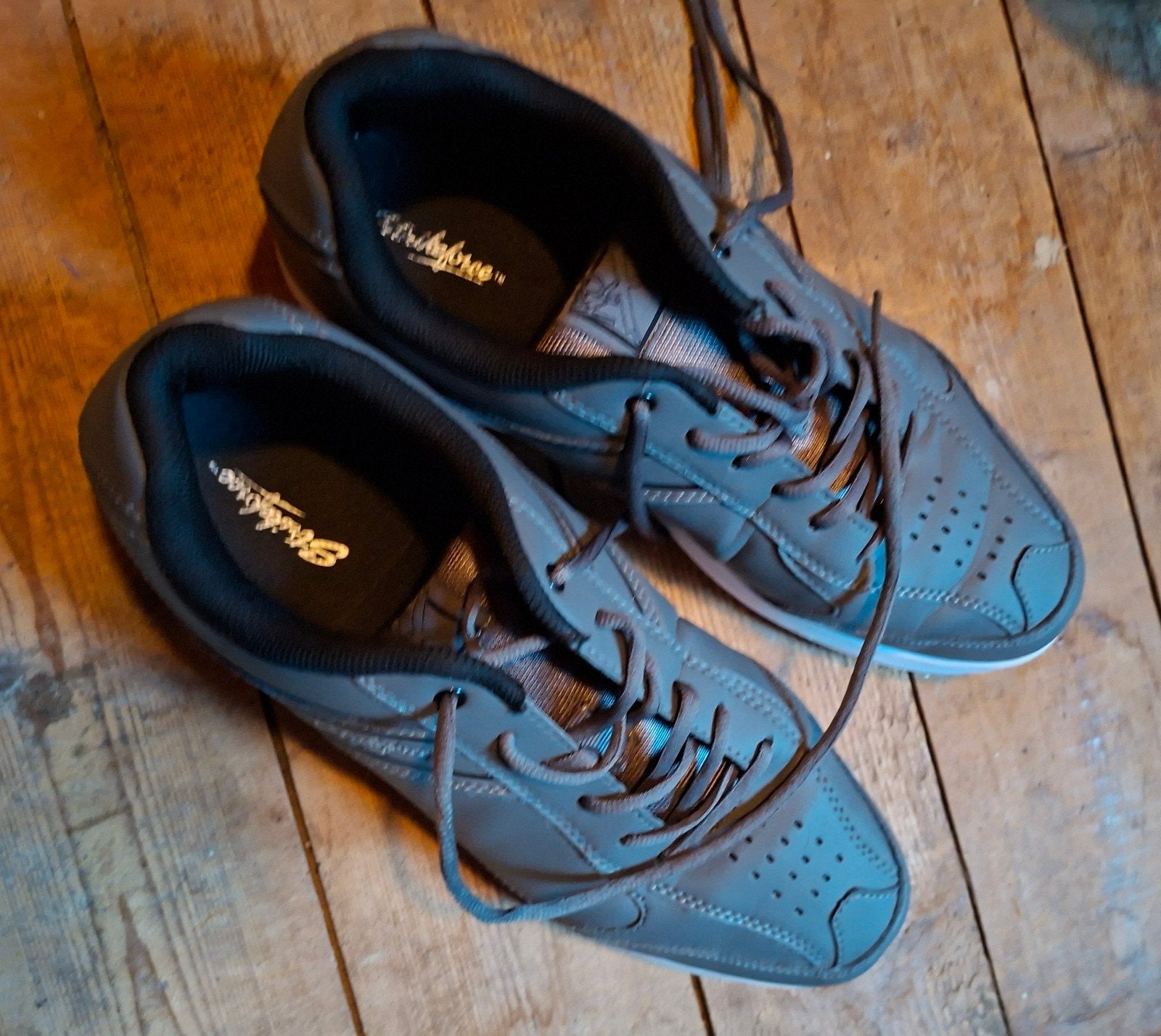 Nette bowling schoenen mt 44,5, Sport en Fitness, Bowlen, Ophalen, Zo goed als nieuw, Schoenen