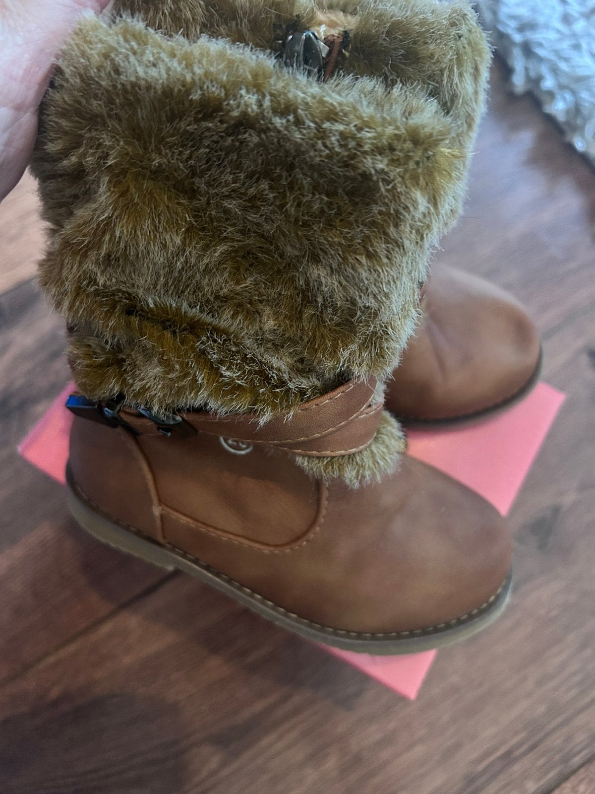 Meiden schoenen, sneakers, laarzen en slippers, Ophalen, Zo goed als nieuw, Meisje, Schoenen