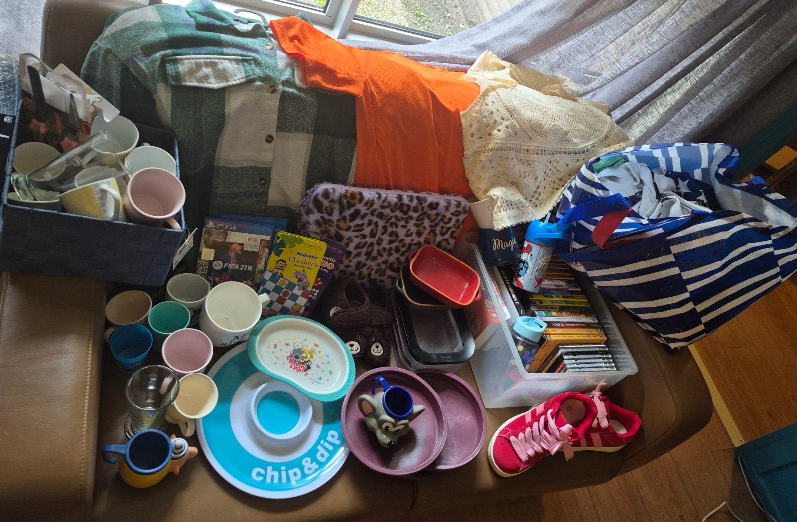 Grote opruimingspartij kleding, boeken, spellen, servies &, Ophalen of Verzenden, Gebruikt